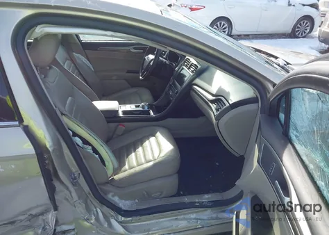 2017 Ford Fusion Hybrid Se z USA, uszkodzony, nr VIN 3FA6P0LU3HR400589